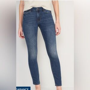 Old Navy Mid Rise Pop Icon Skinny Womens Denim Jeans Size 6 EUC